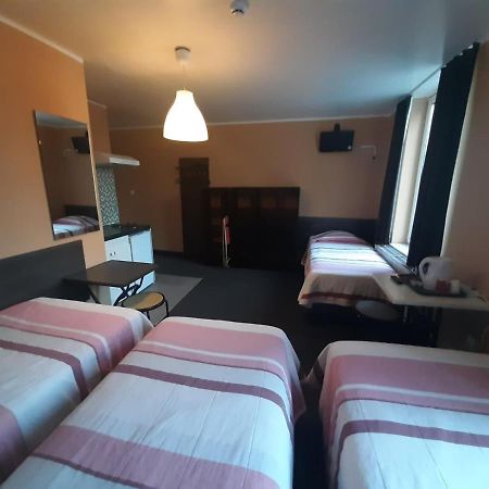 Hotel Melissa Péruwelz エクステリア 写真