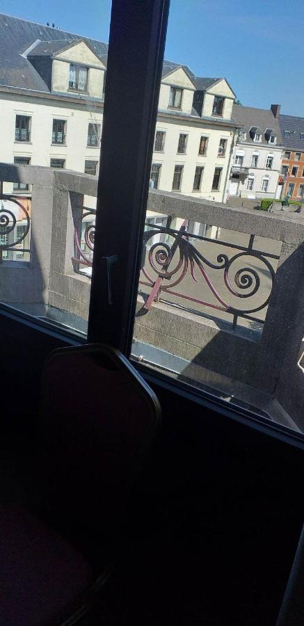 Hotel Melissa Péruwelz エクステリア 写真