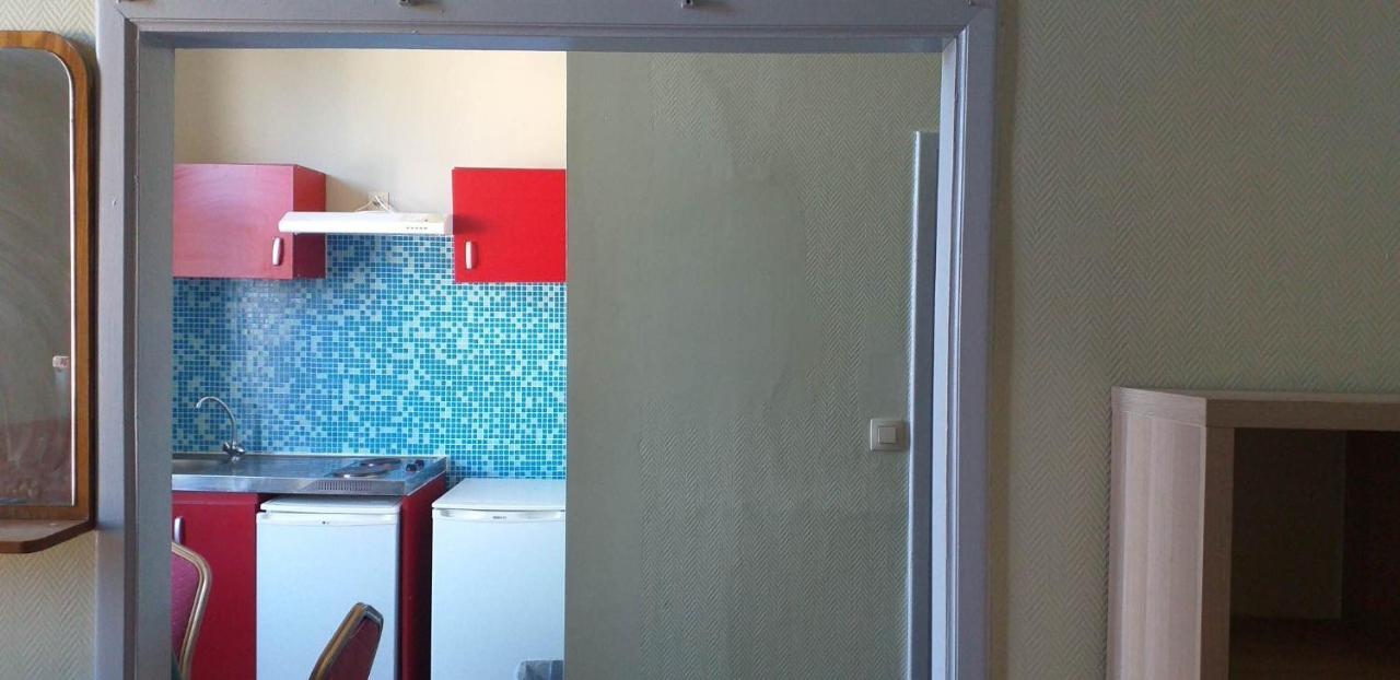 Hotel Melissa Péruwelz エクステリア 写真