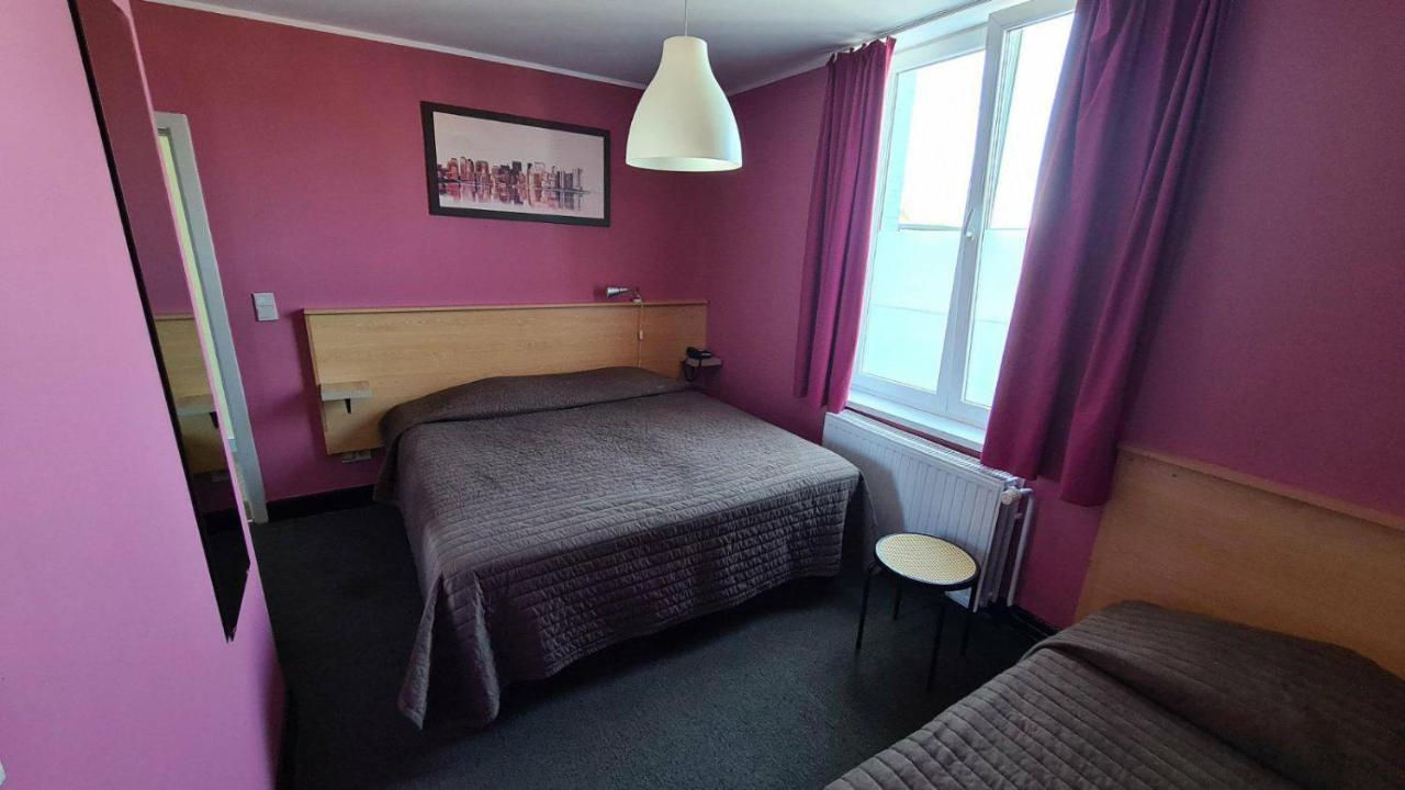 Hotel Melissa Péruwelz エクステリア 写真