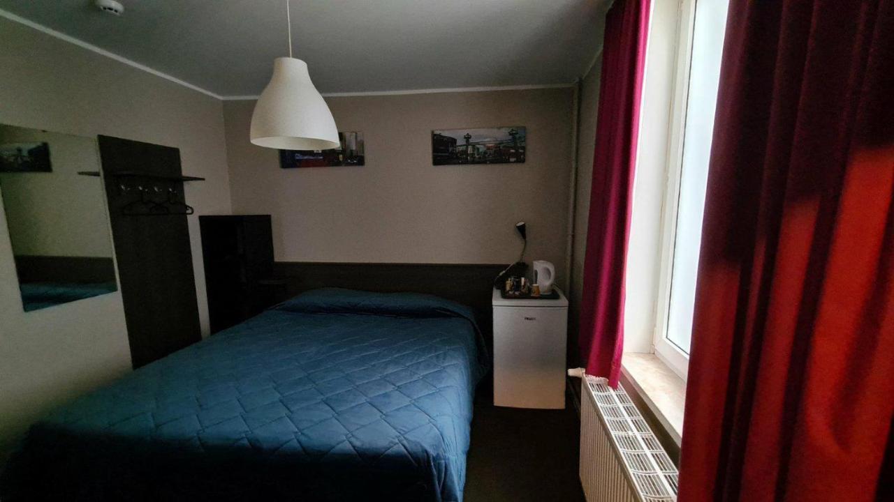 Hotel Melissa Péruwelz エクステリア 写真