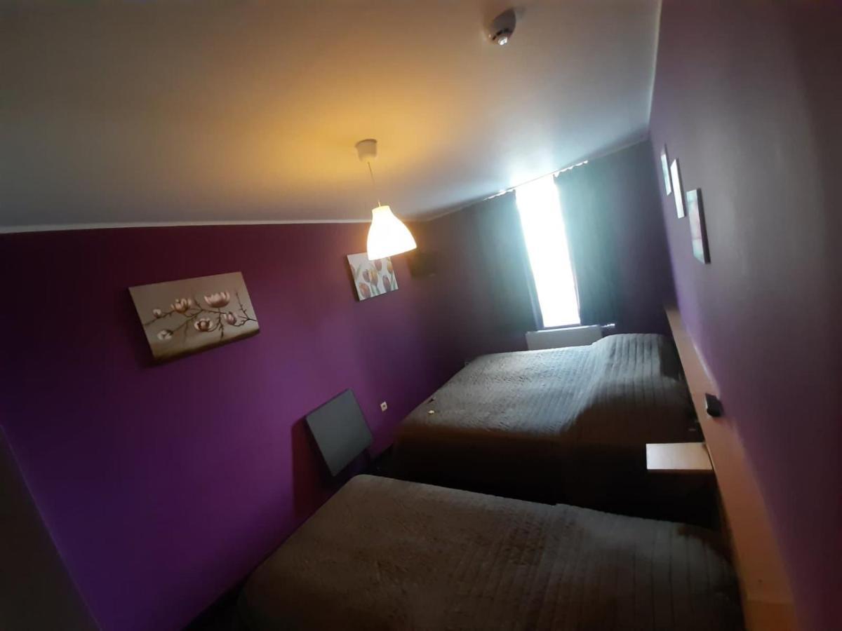 Hotel Melissa Péruwelz エクステリア 写真