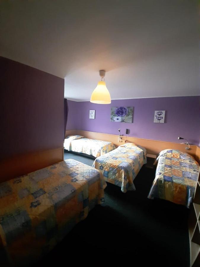 Hotel Melissa Péruwelz エクステリア 写真