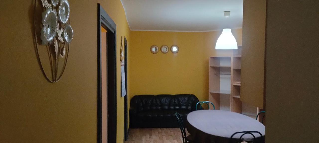 Hotel Melissa Péruwelz エクステリア 写真